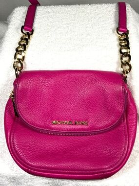 NWOT - Michael Kors Pink Bedford Pebbled Leather Flap Crossbody